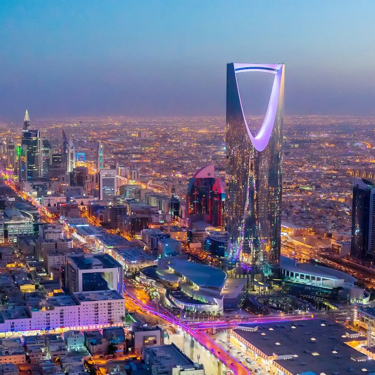 الدليل الشامل لامتلاك الأجانب للعقار في السعودية 2025–2026